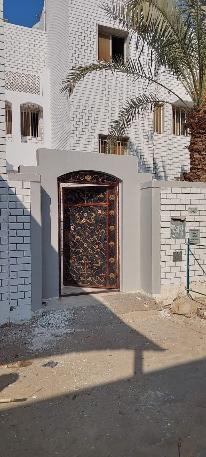 للبيع بيت فاضي فى القرين