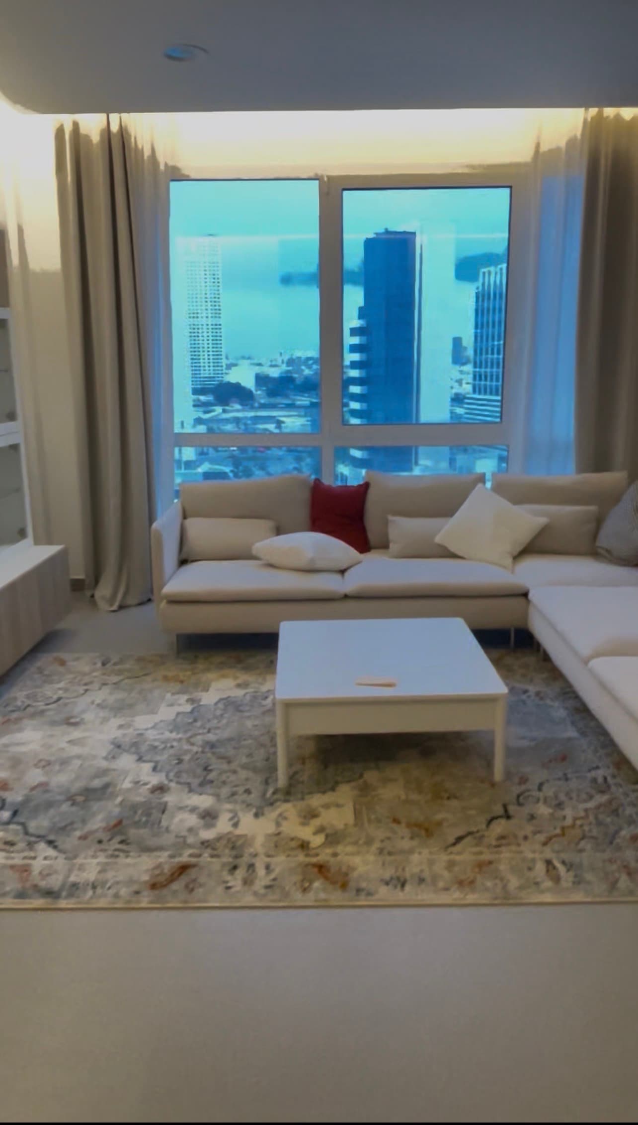 للإيجار شقة فى مجمع سكني بحصة المبارك