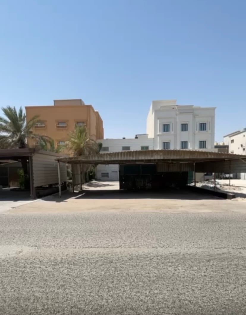 بيت للبيع في الفردوس موقع مميز