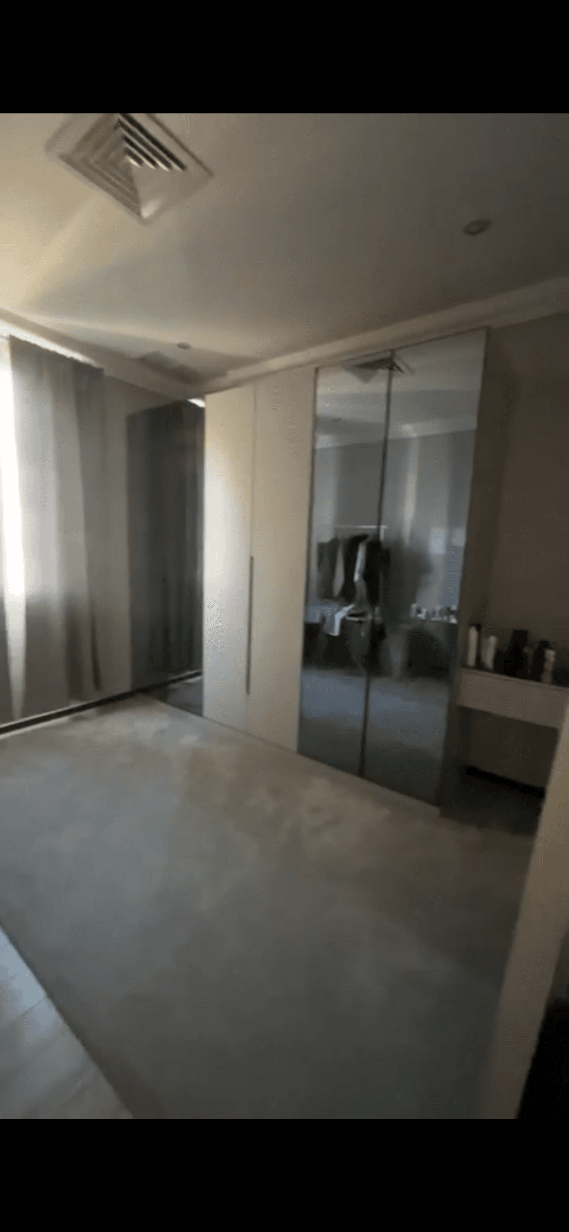 شقة للإيجار فى منطقة صباح السالم قطعة 1