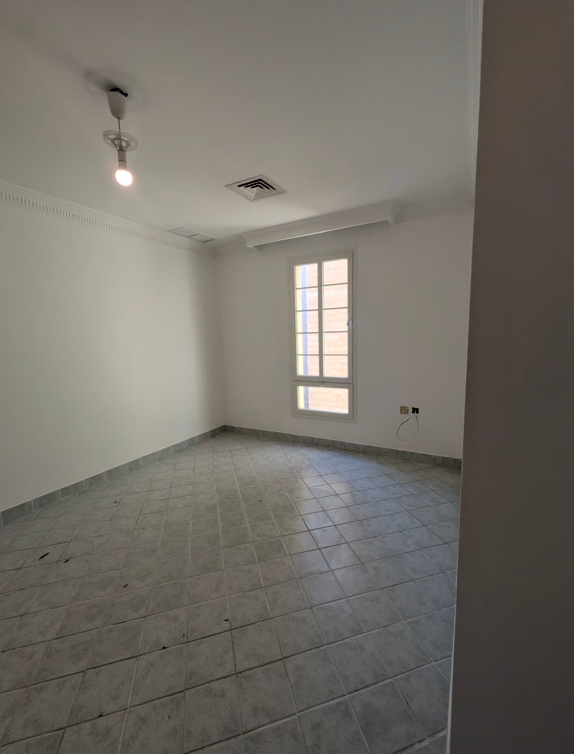 للايجار شقة في حطين