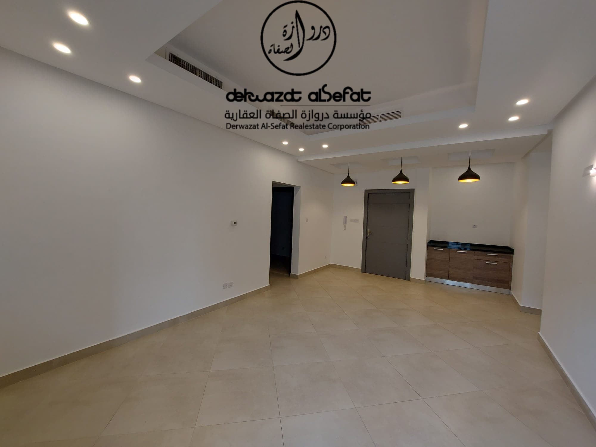 شقة أرضية للإيجار فى الشهداء