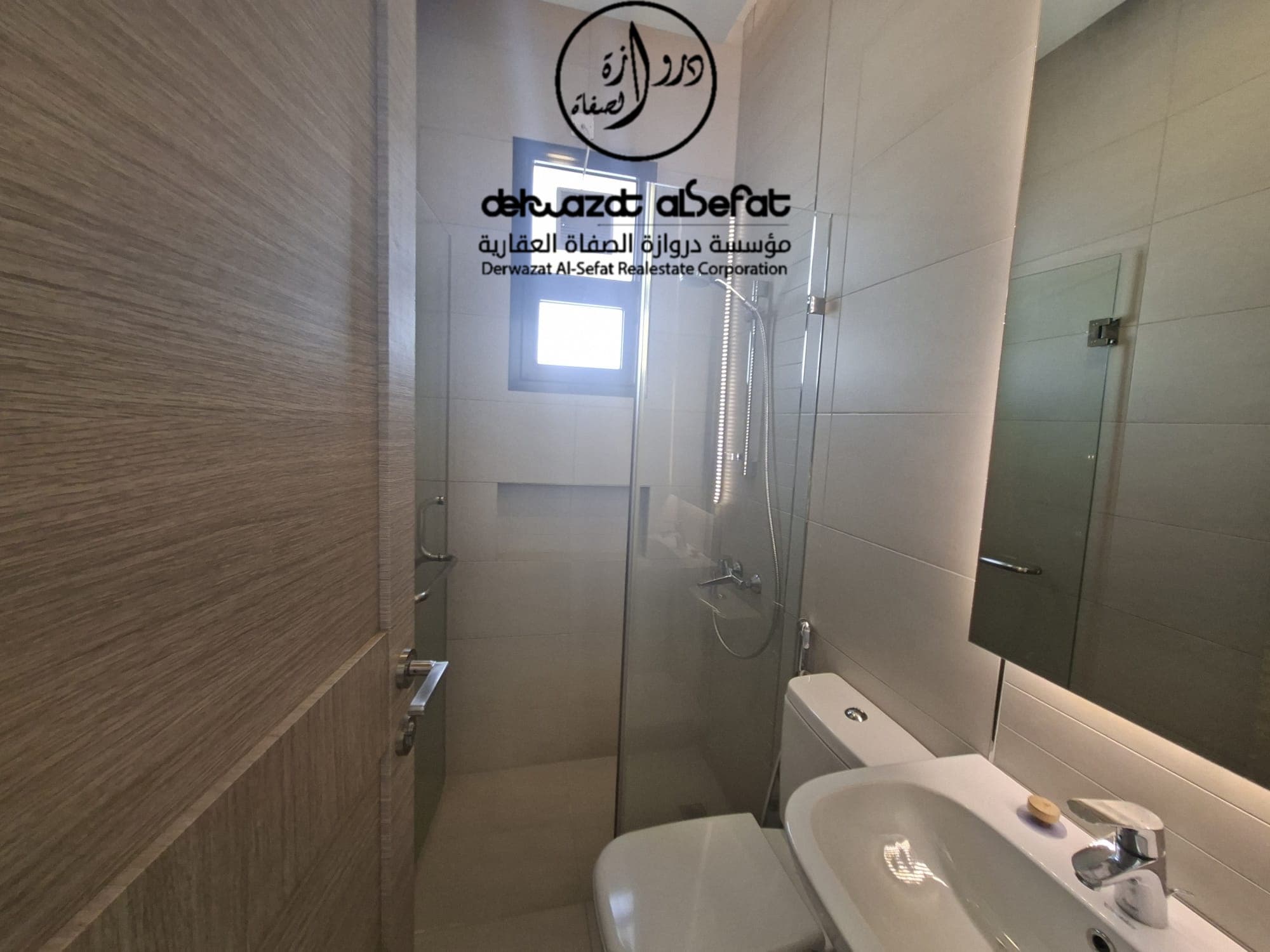 شقة مع رووف للإيجار فى الفنيطيس