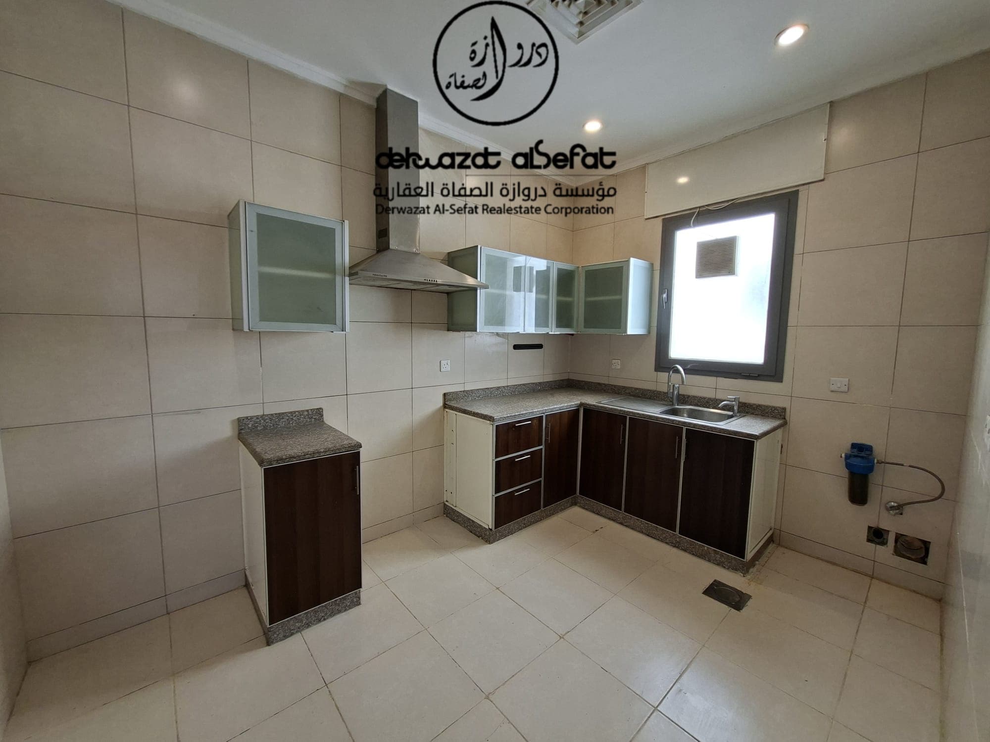 شقه للايجار في السلام اربع غرف