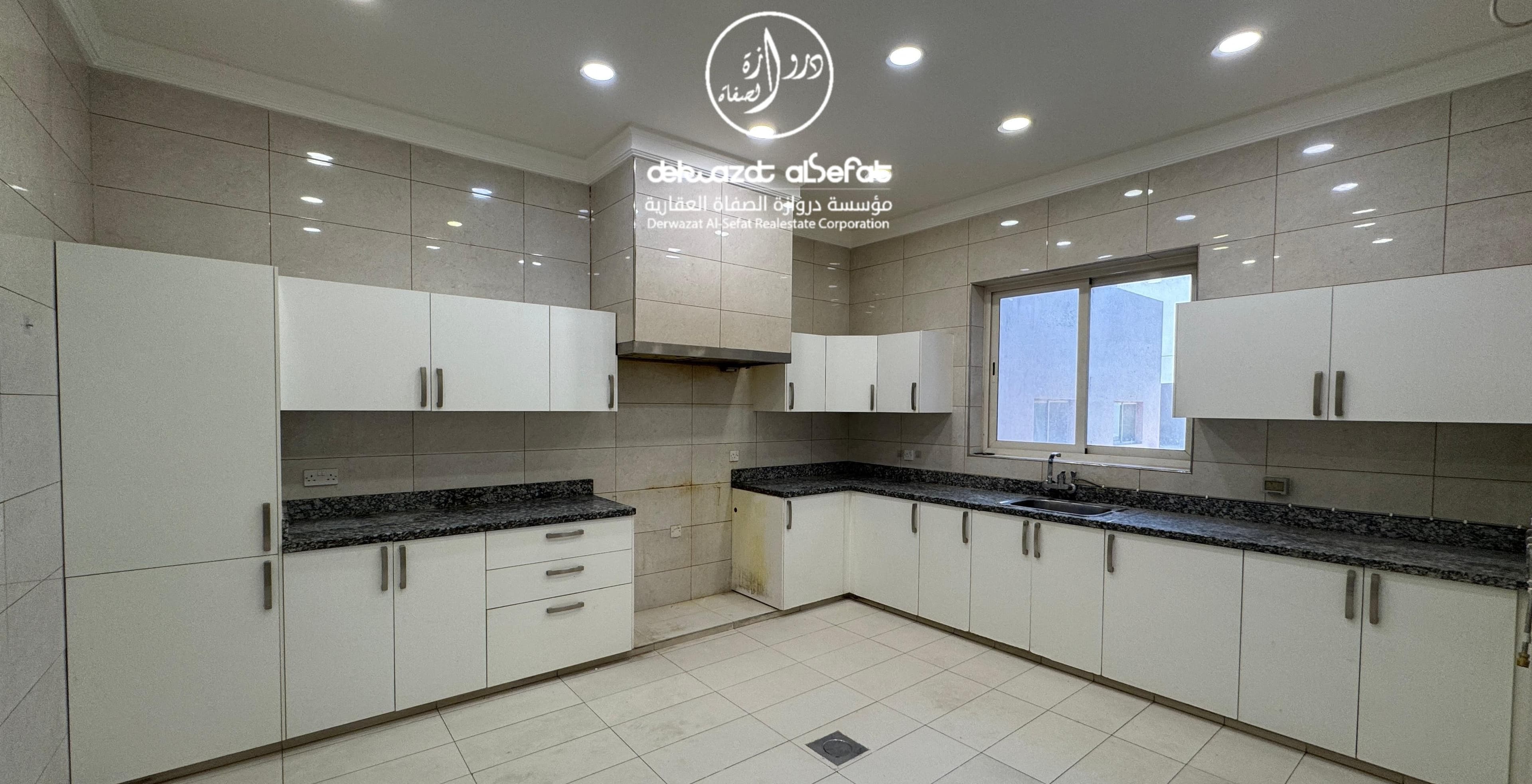 دور أول للإيجار فى السلام