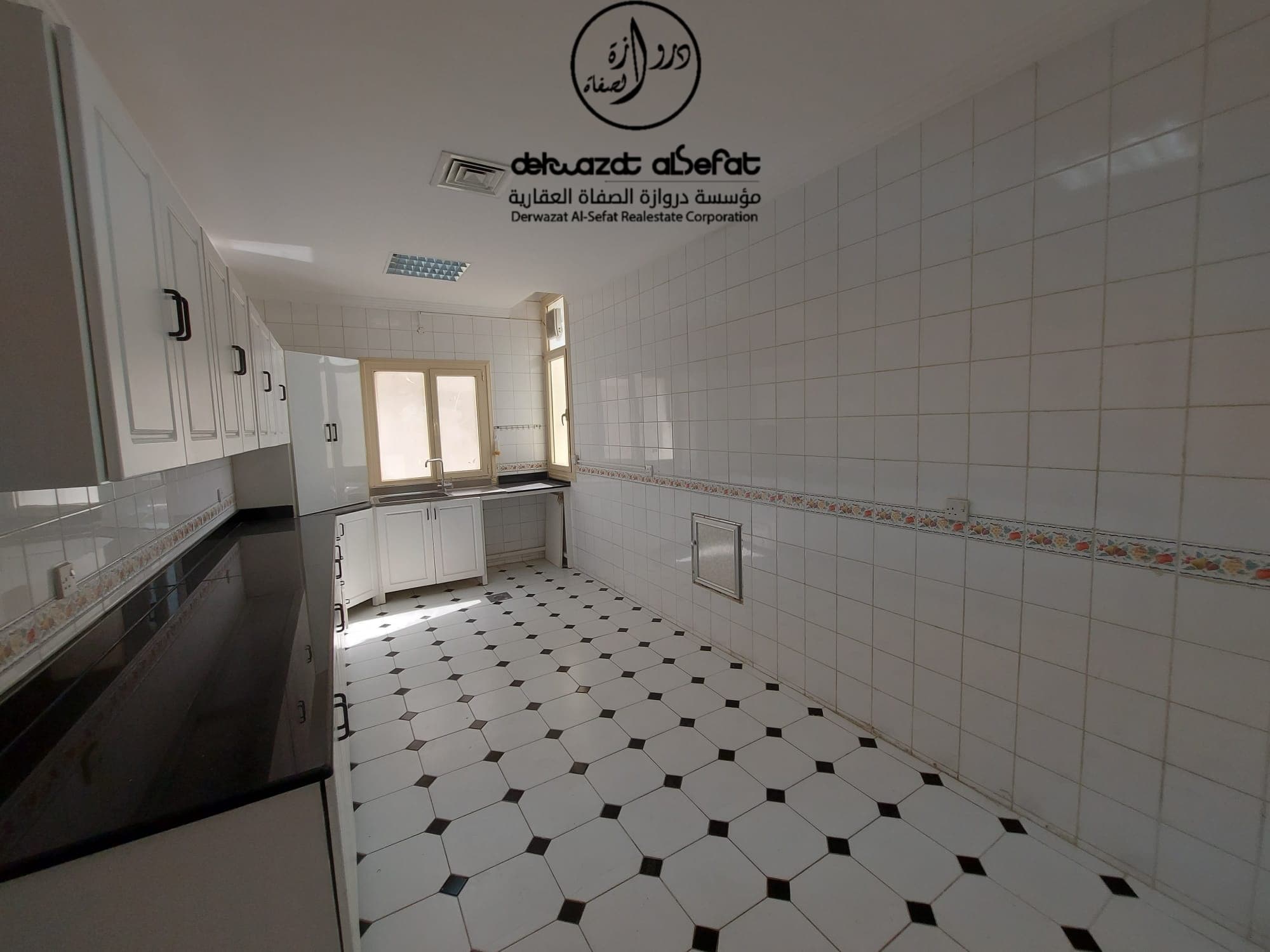 شقة مع رووف للإيجار فى حطين