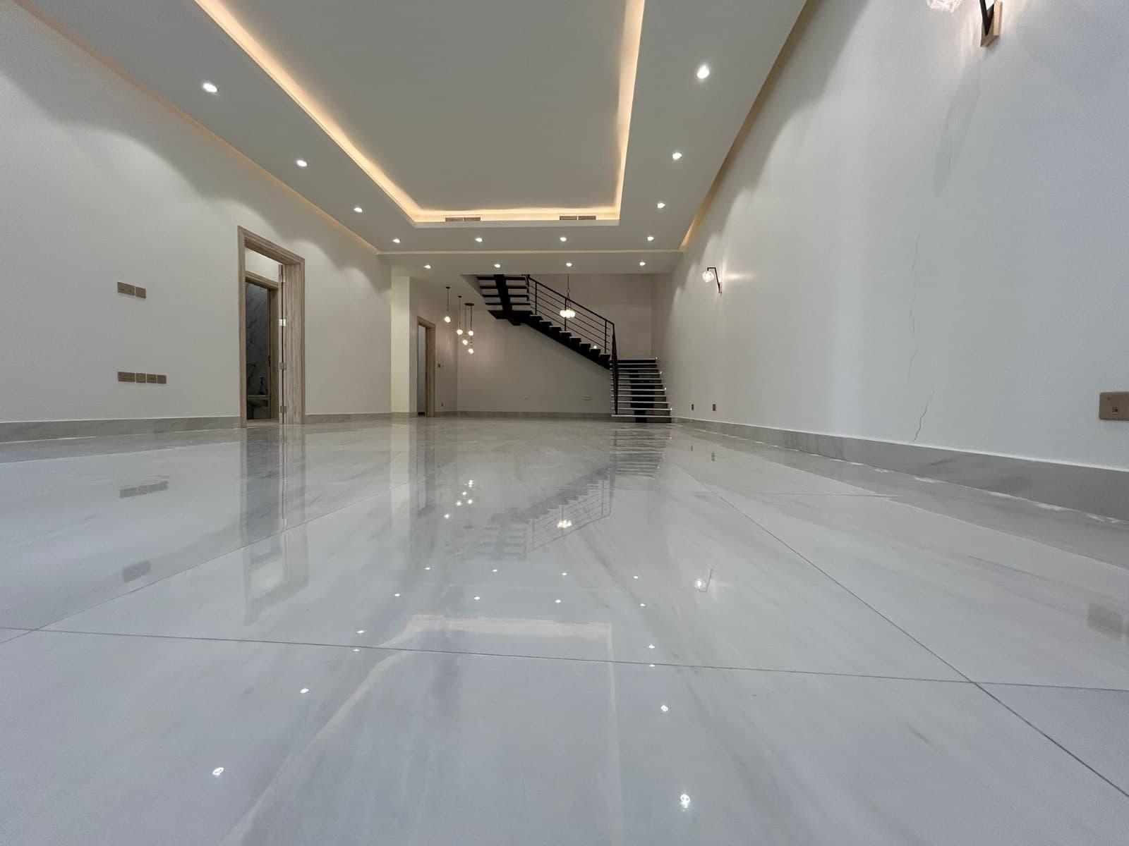 للإيجار فيلا فى منطقة الصديق