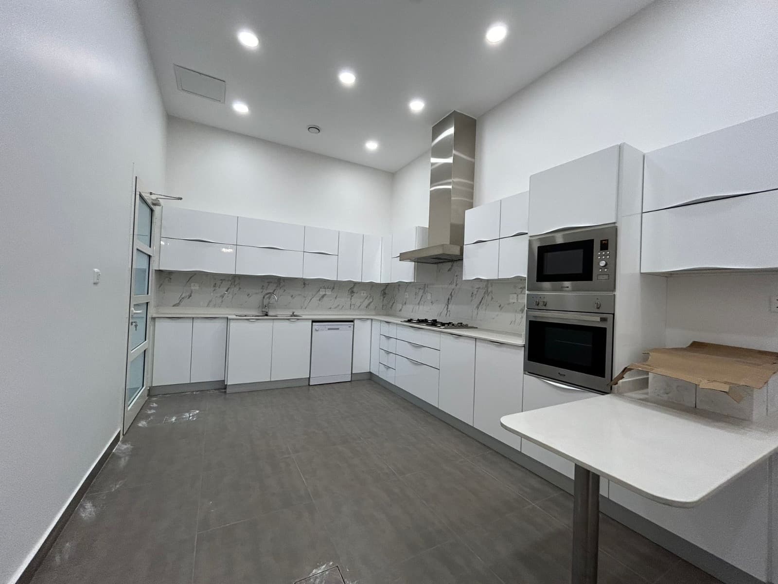 للإيجار فيلا فى منطقة الصديق