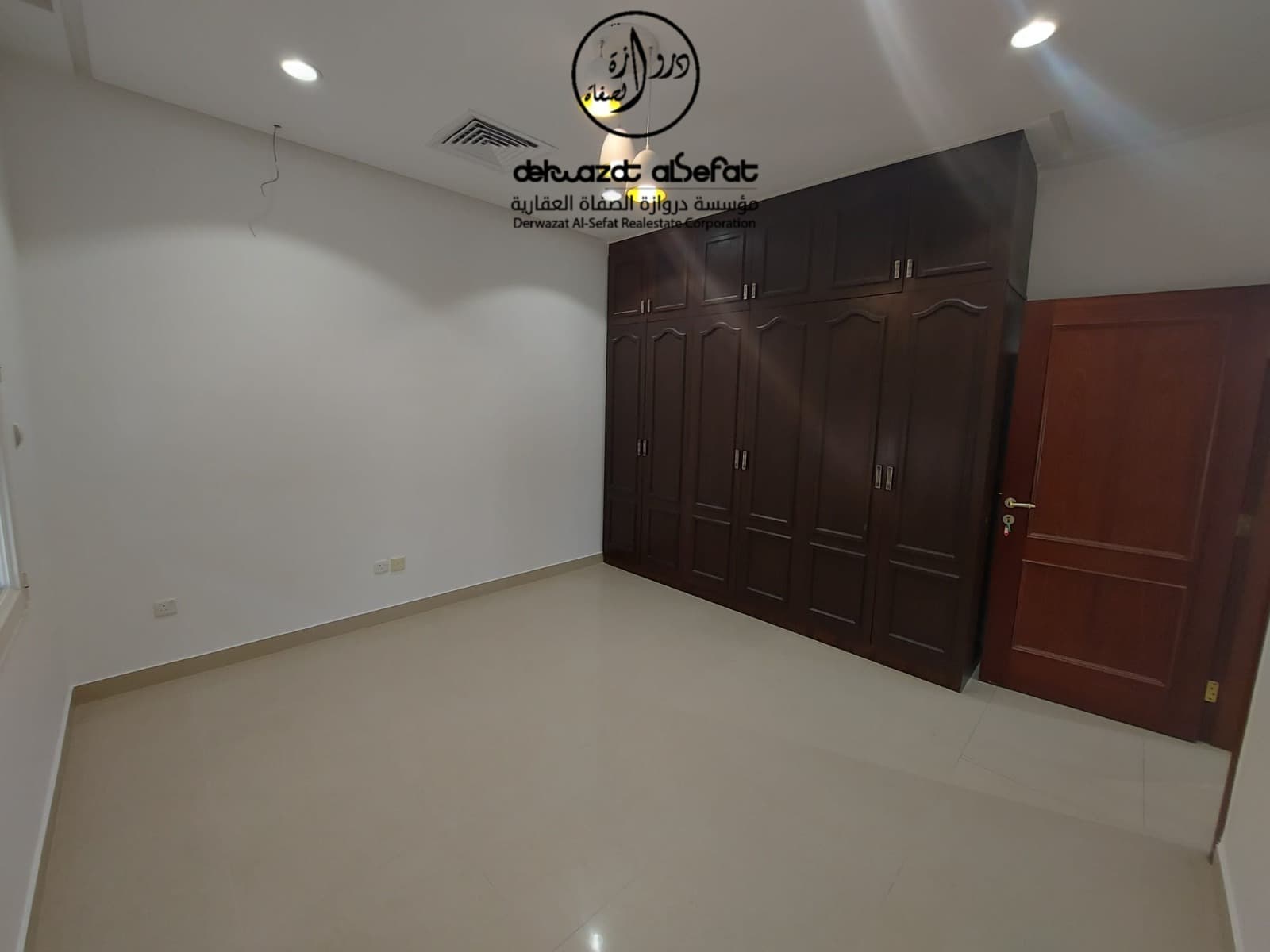 شقة للإيجار فى الشهداء