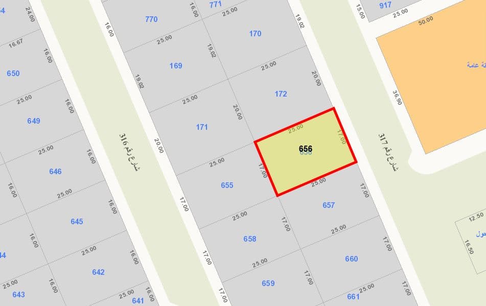 للبيع أرض بالعقيلة مقابل حديقة و ساحة