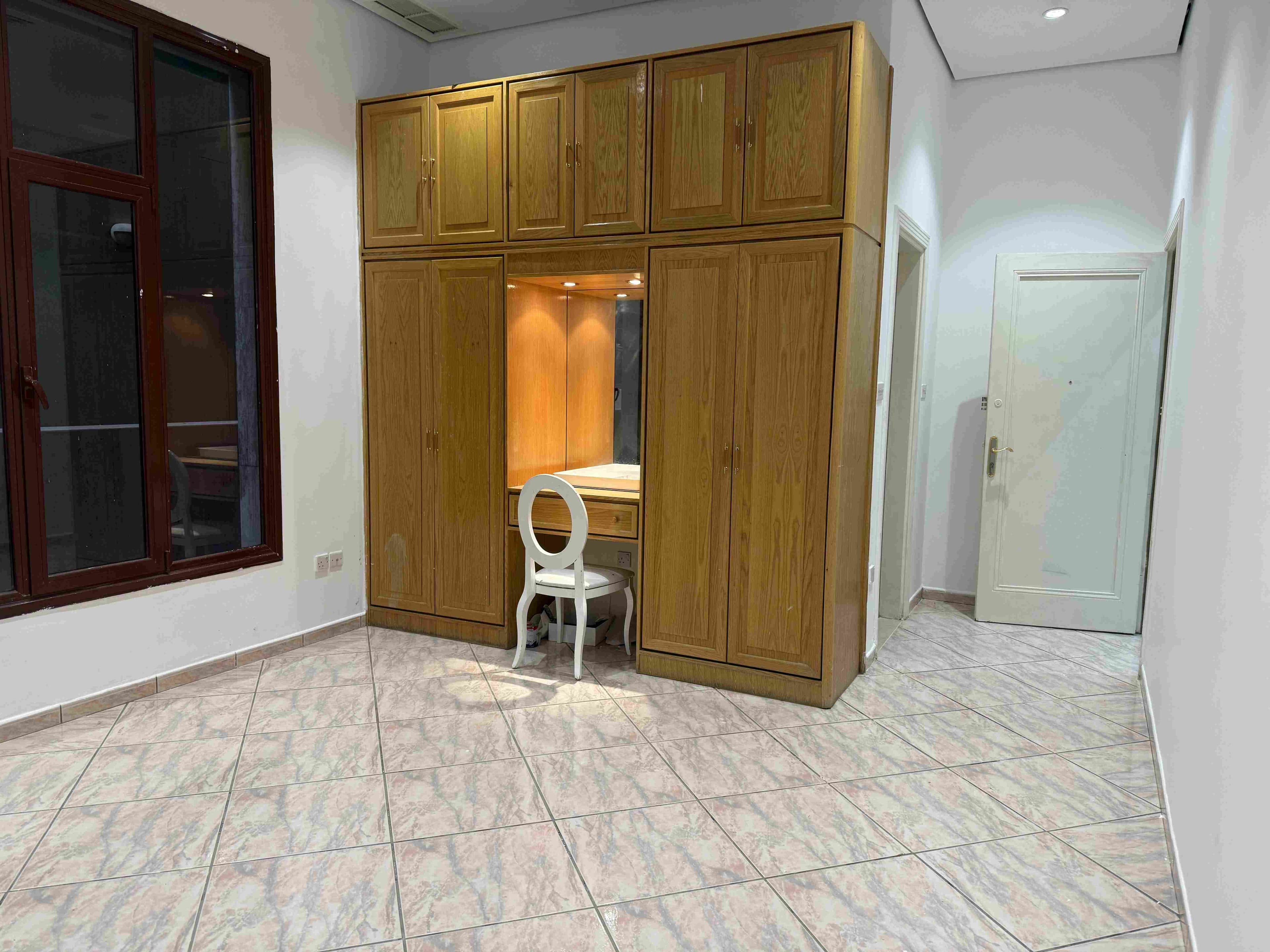 دور كبير للإيجار فى سلوى