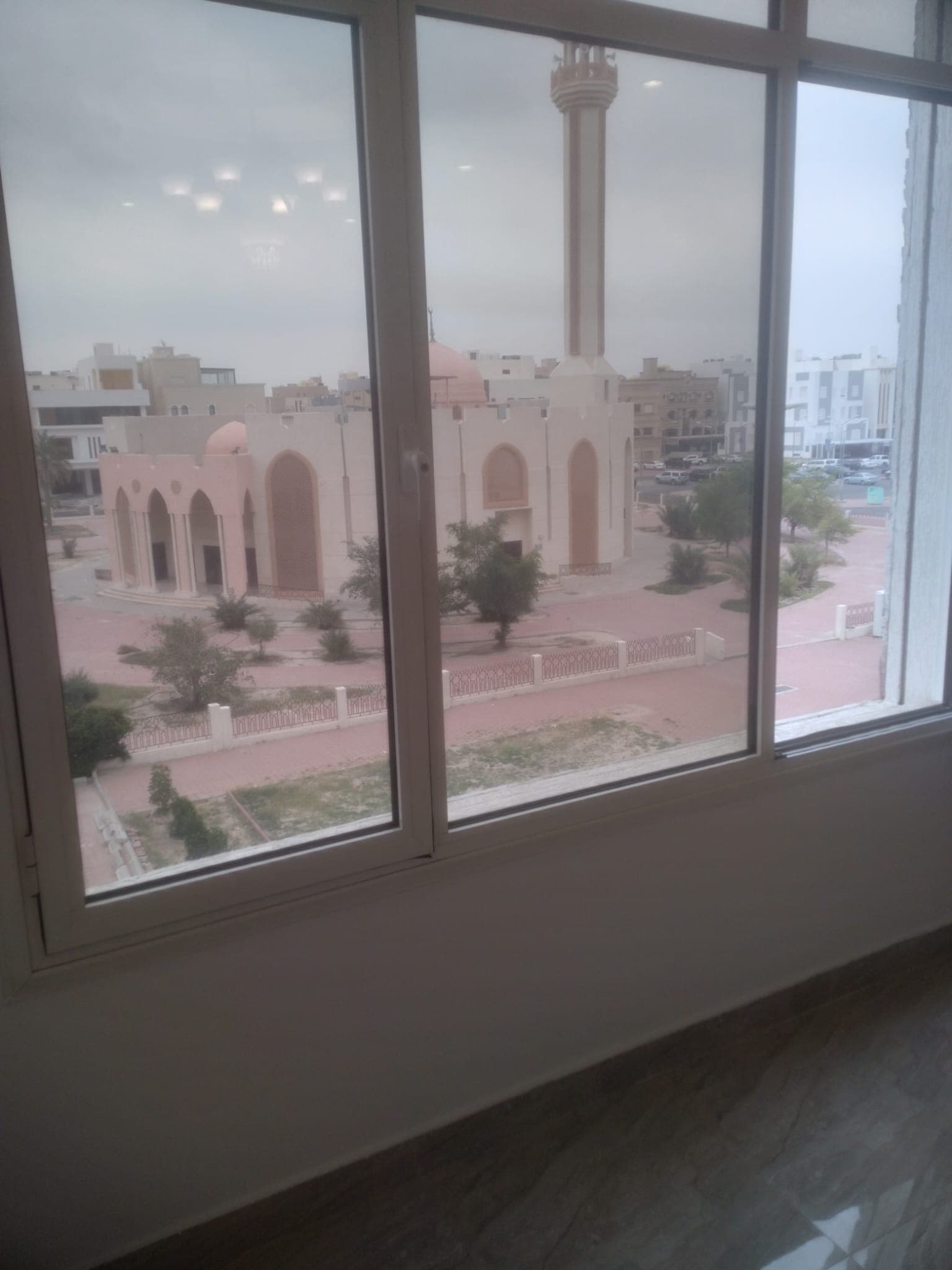 للإيجار شقة ديلوكس فى جابر الأحمد قطعة 5