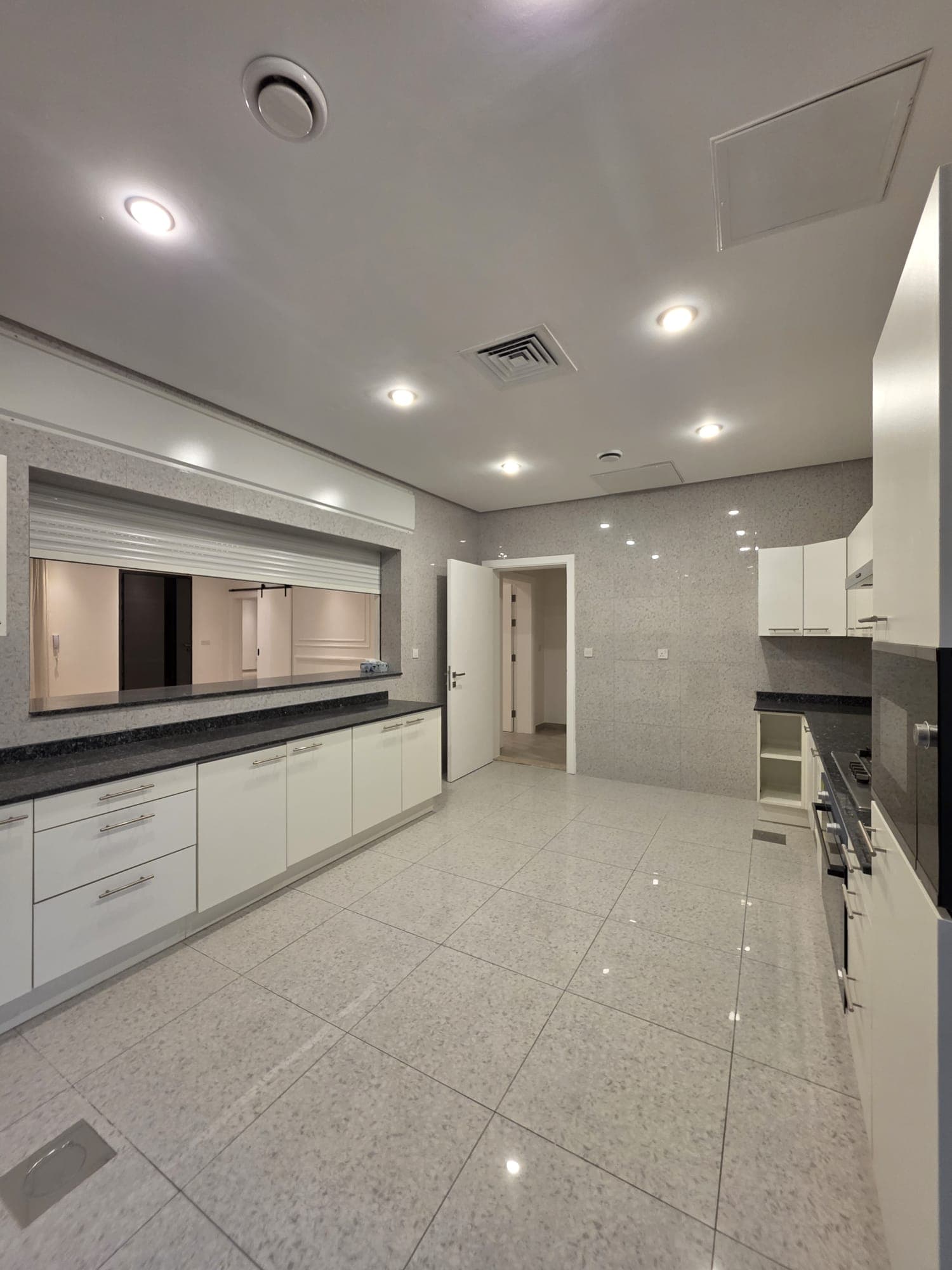 دور أرضى للإيجار فى القادسيه