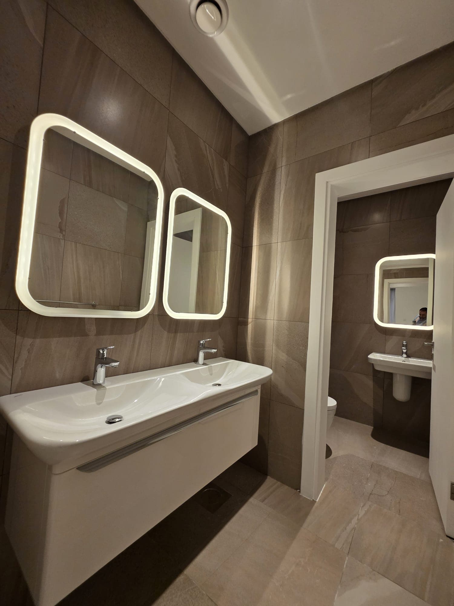 دور أرضى للإيجار فى القادسيه