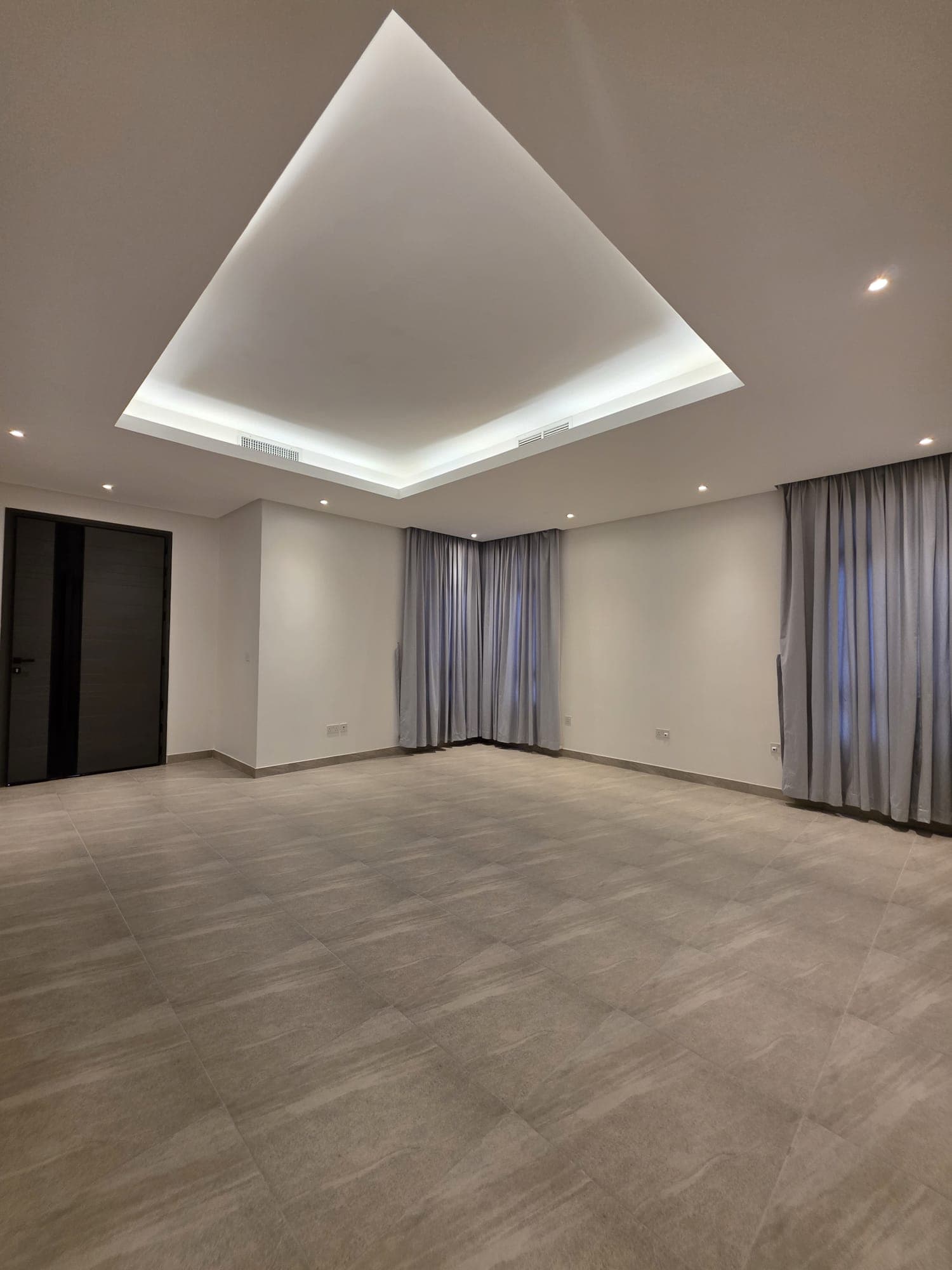 دور أرضى للإيجار فى القادسيه