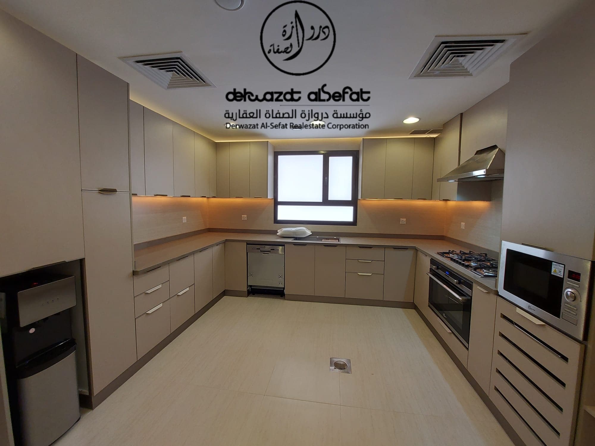 فيلا جديدة للإيجار فى العقيله