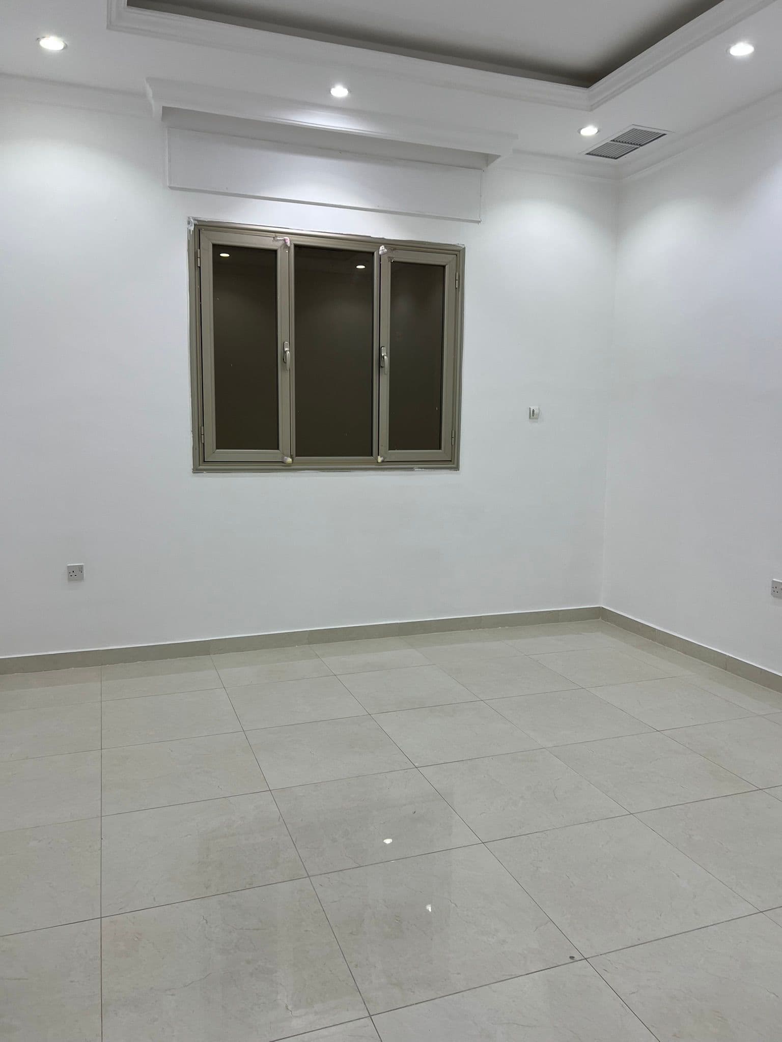 لدينا شقق وبيوت ايجارات عوايل بجميع مناطق الكويت