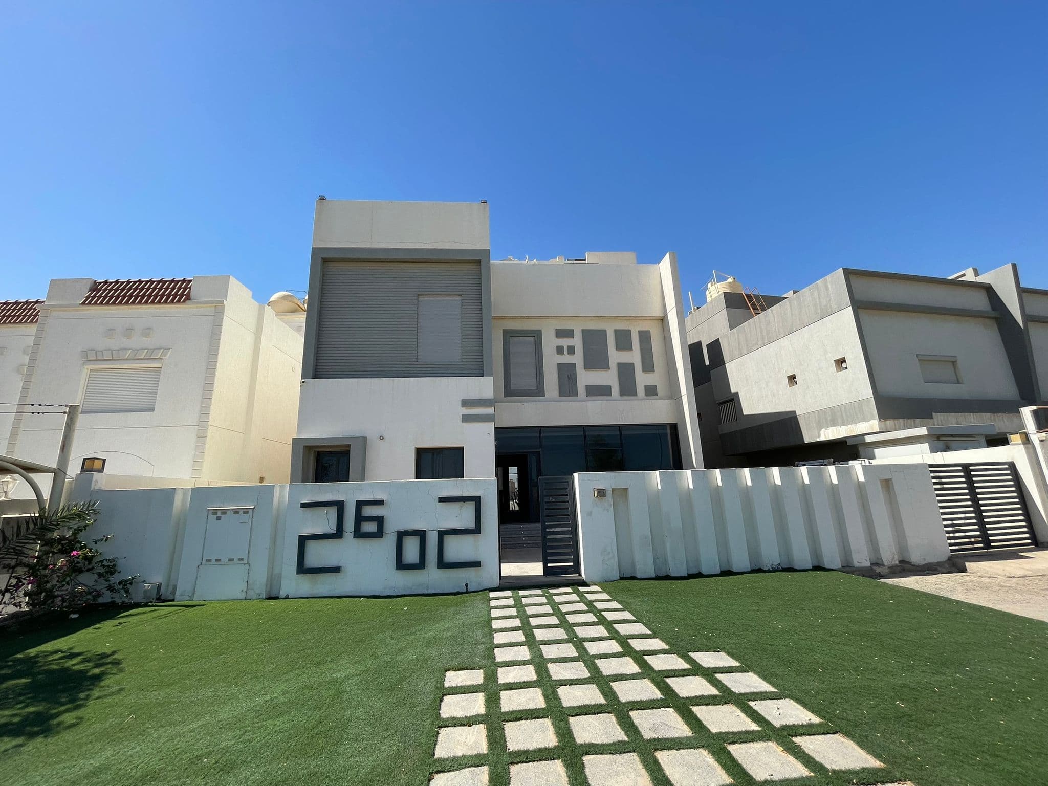 شاليه للبيع فى صباح الاحمد البحرية الثالثة