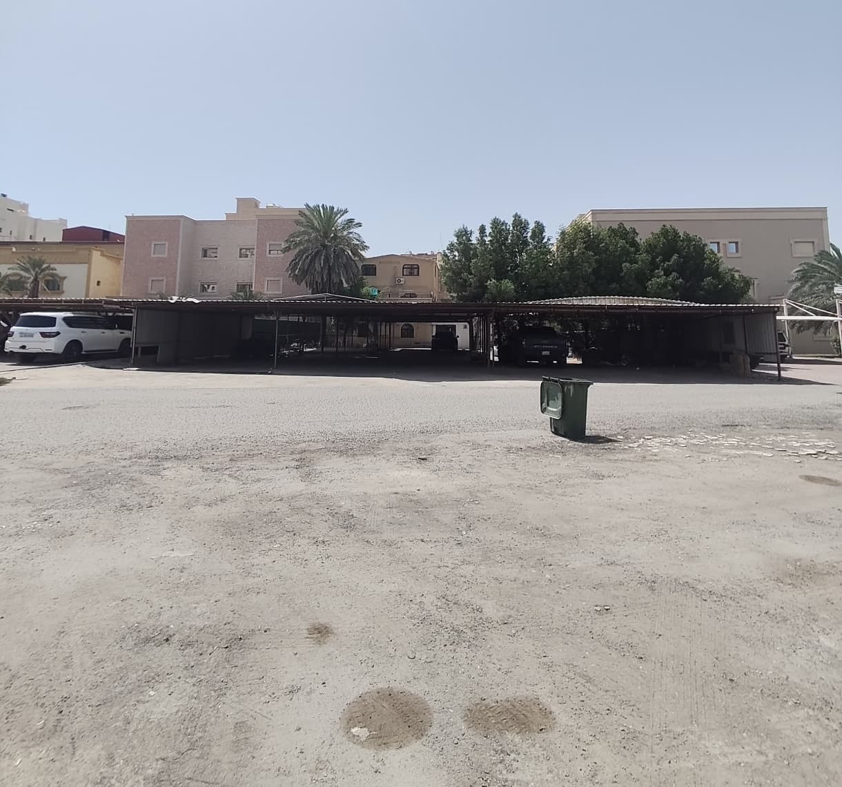 للبيع هدام فى الرميثية بطن وظهر