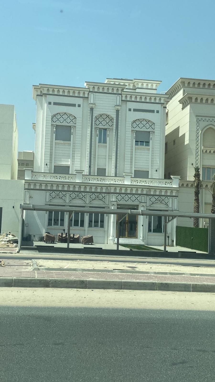 فيلا للبيع فى غرب عبدالله المبارك