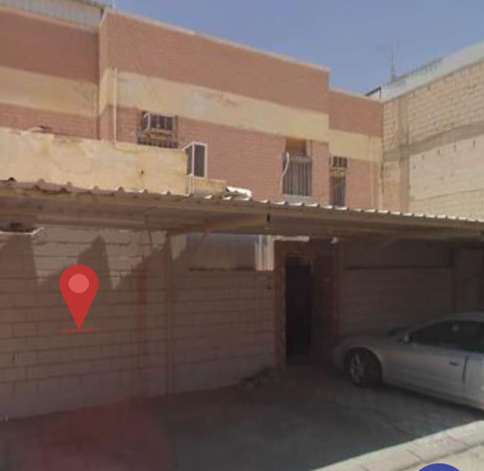 للبيع بيت فى الظهر دورين