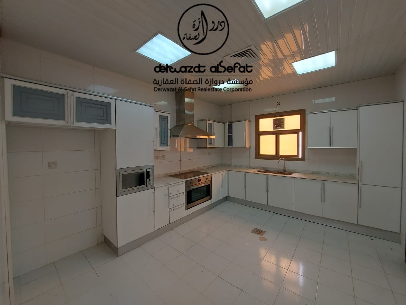 دور أول للإيجار فى مشرف