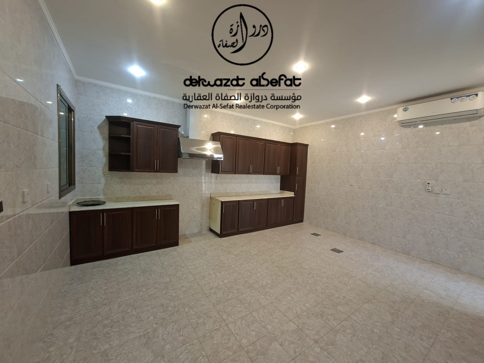 للإيجار دور أرضي فى جابر الاحمد قطعه 7