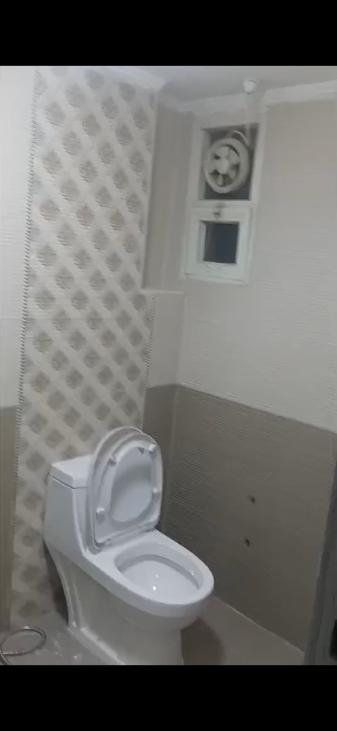 للايجار شقة فى المنقف