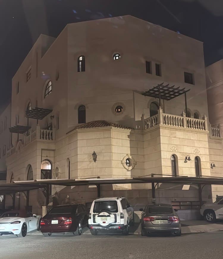 للبيع فيلا استثماري بالجابرية