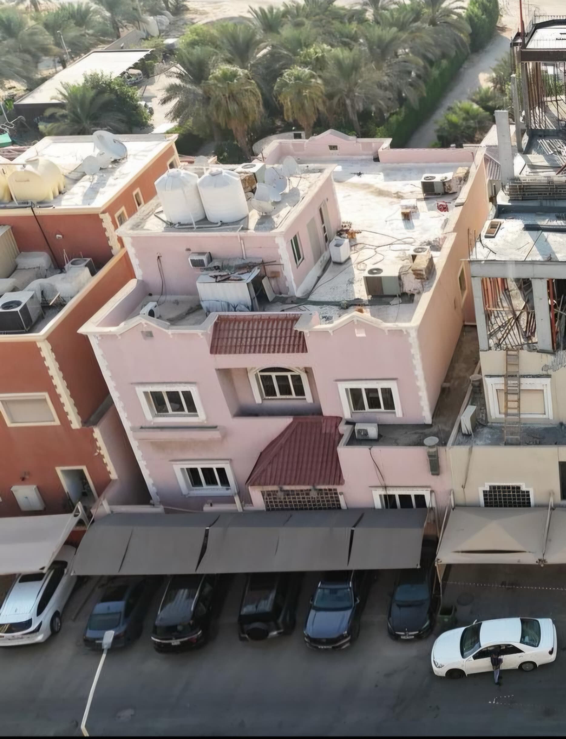 بيت للبيع فى الشهداء بطن وظهر