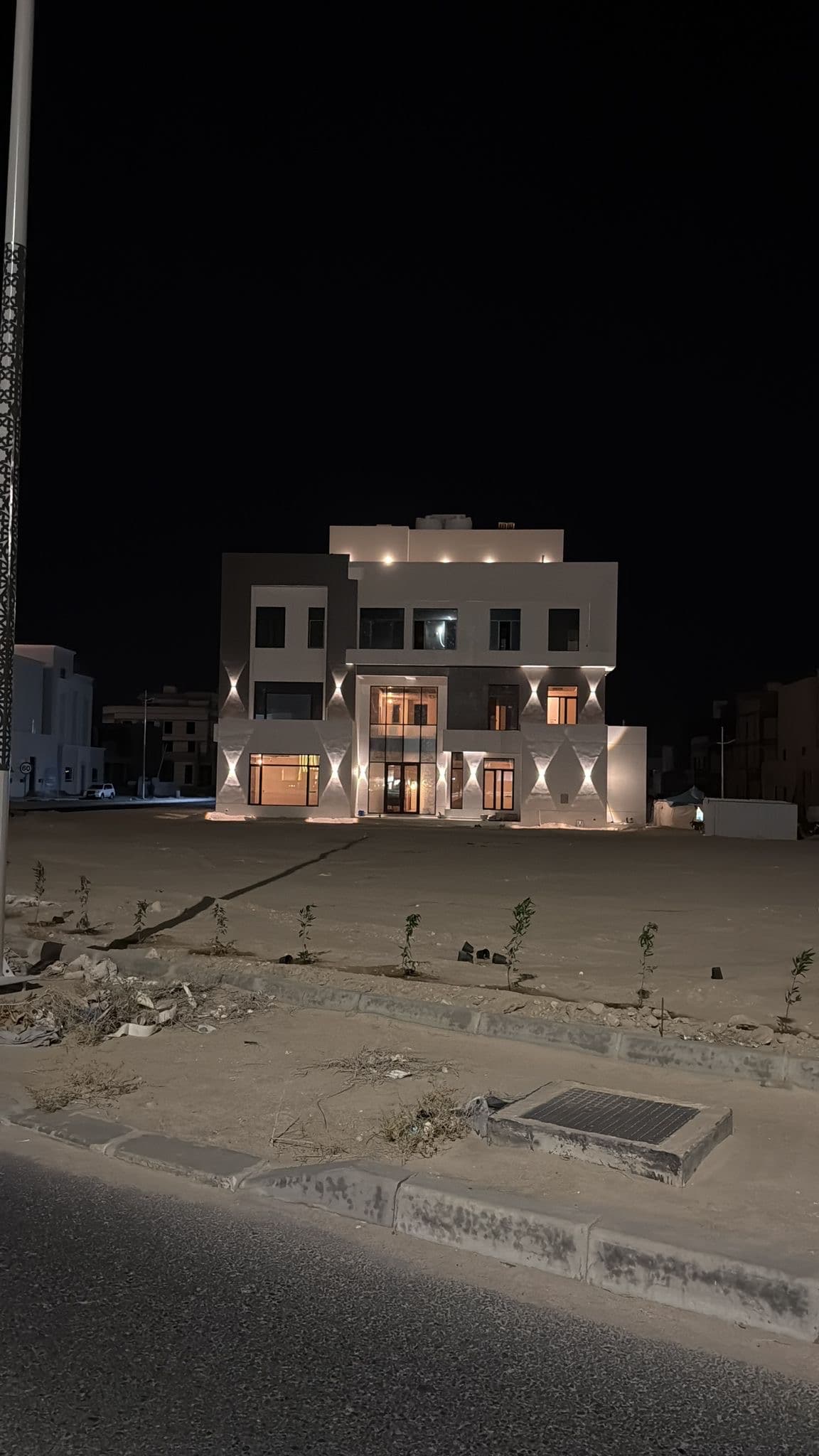 للبيع قسيمة فى المطلاع موقع شيخ