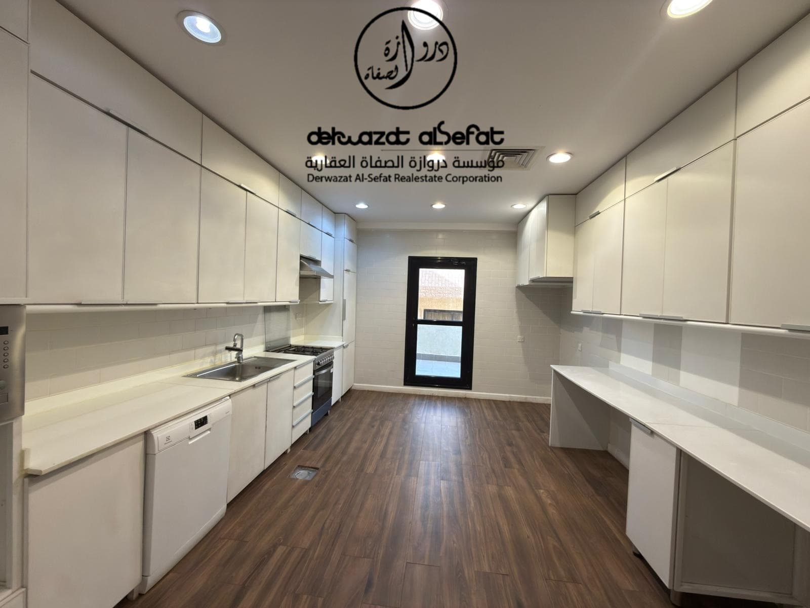 دور أول للإيجار فى الجابرية