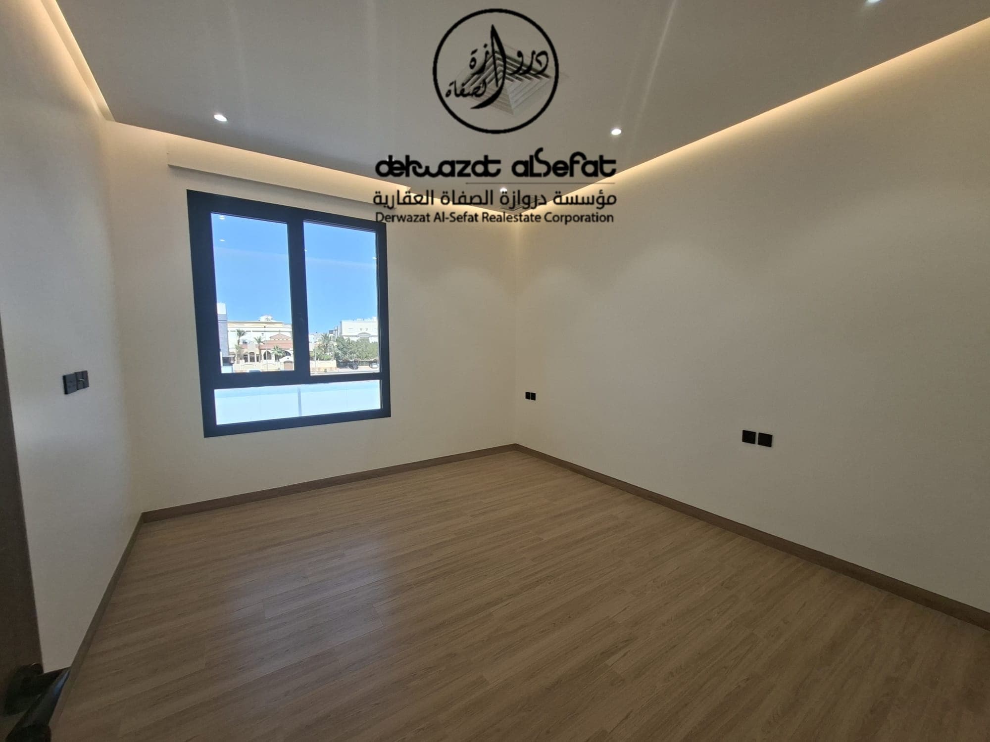 شقة جديدة للإيجار فى الصديق