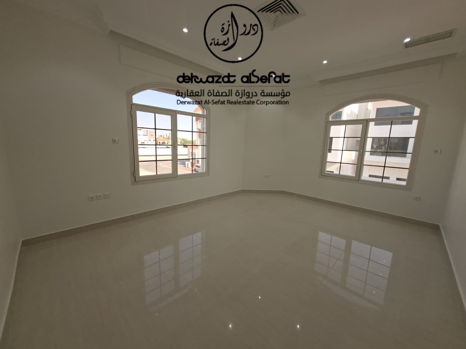 شقه للايجار فى الصديق دور اول