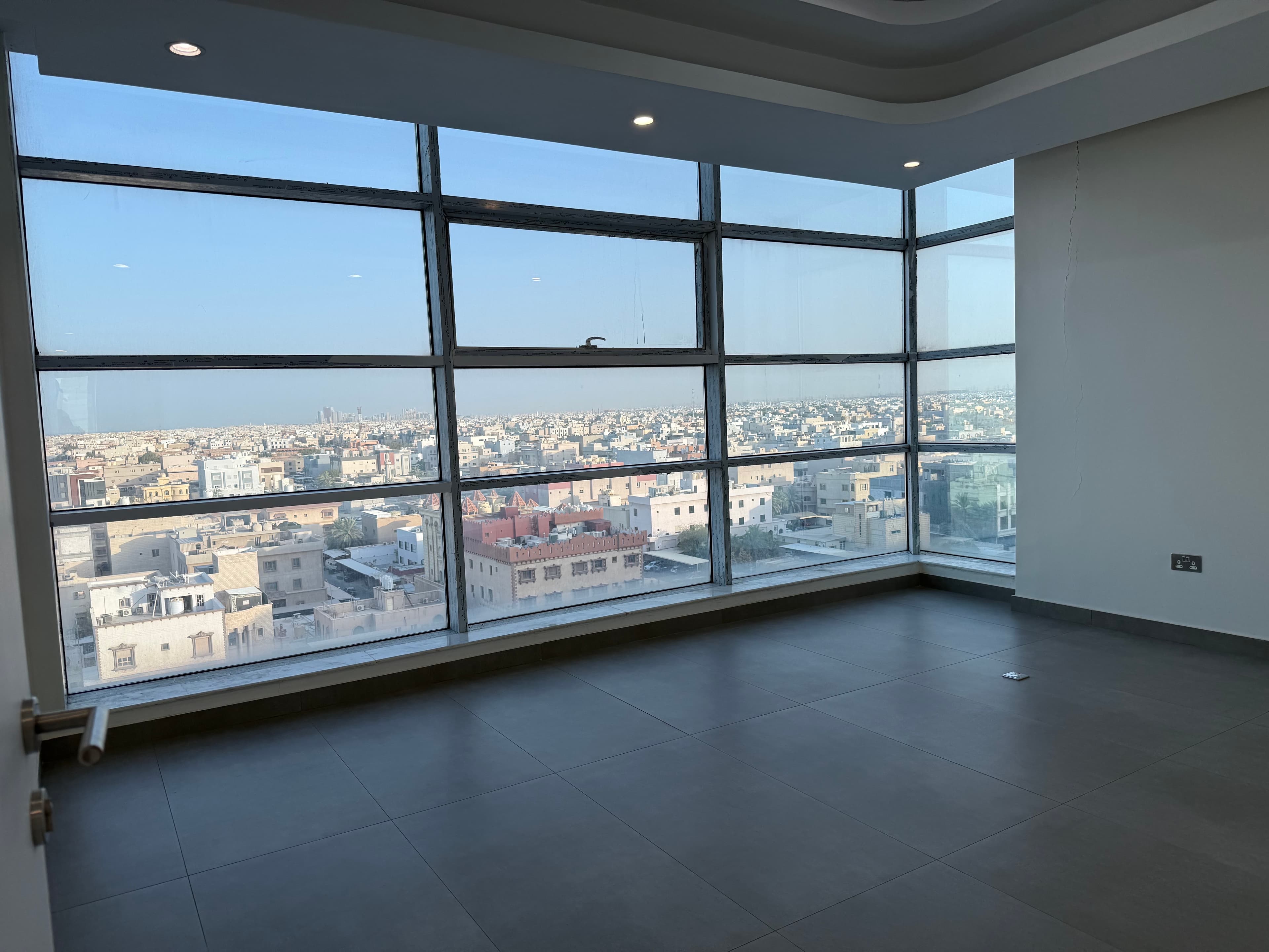 عماره استثماريه للايجار فى السالميه