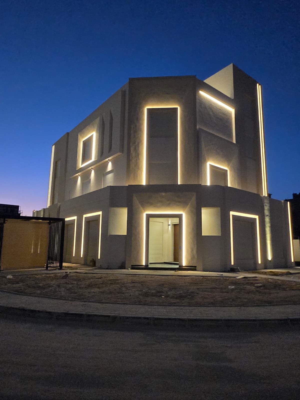 بيت زاوية للبيع فى المطلاع