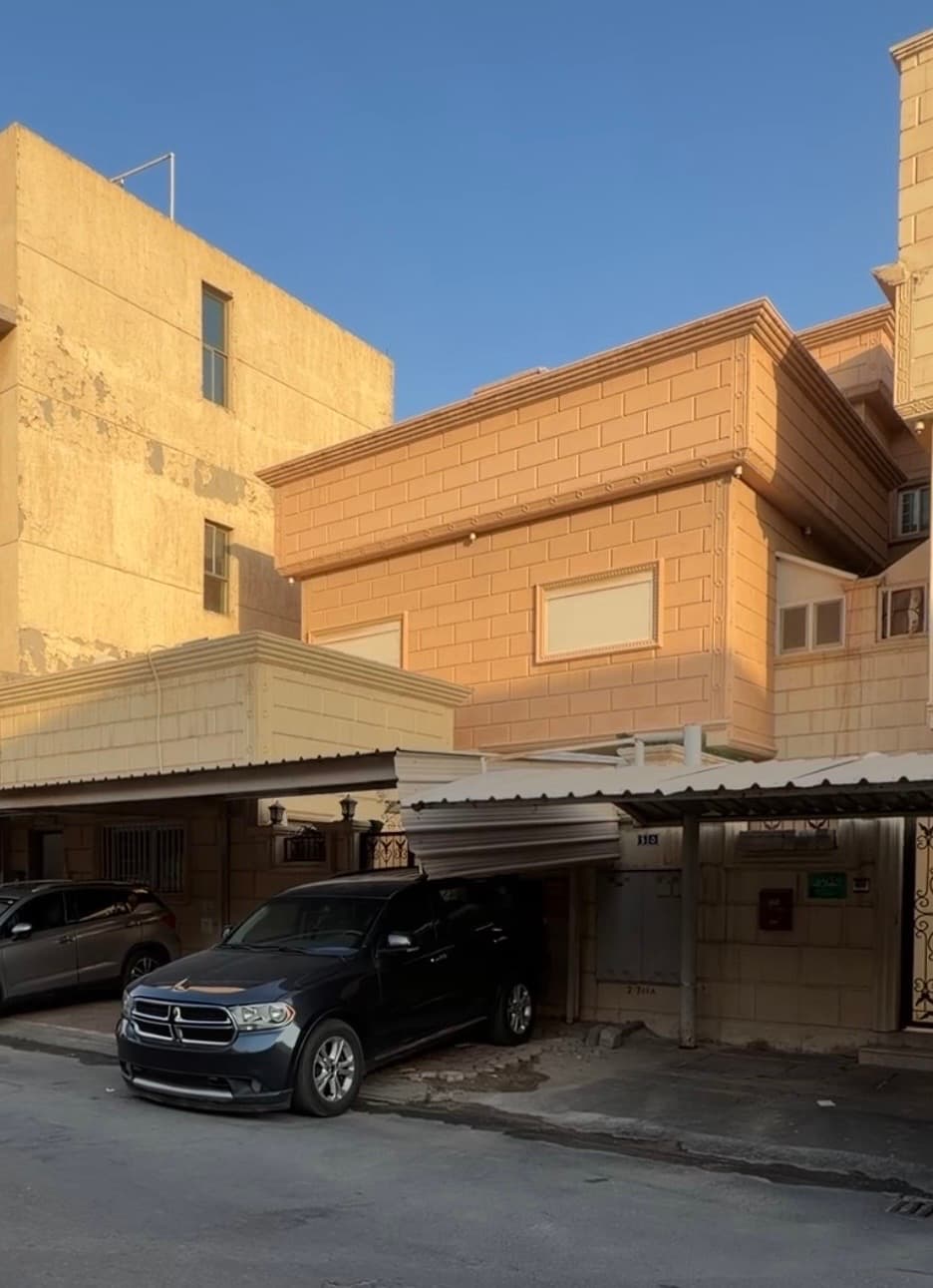 بيت للبيع فى الرميثيه شارع واحد