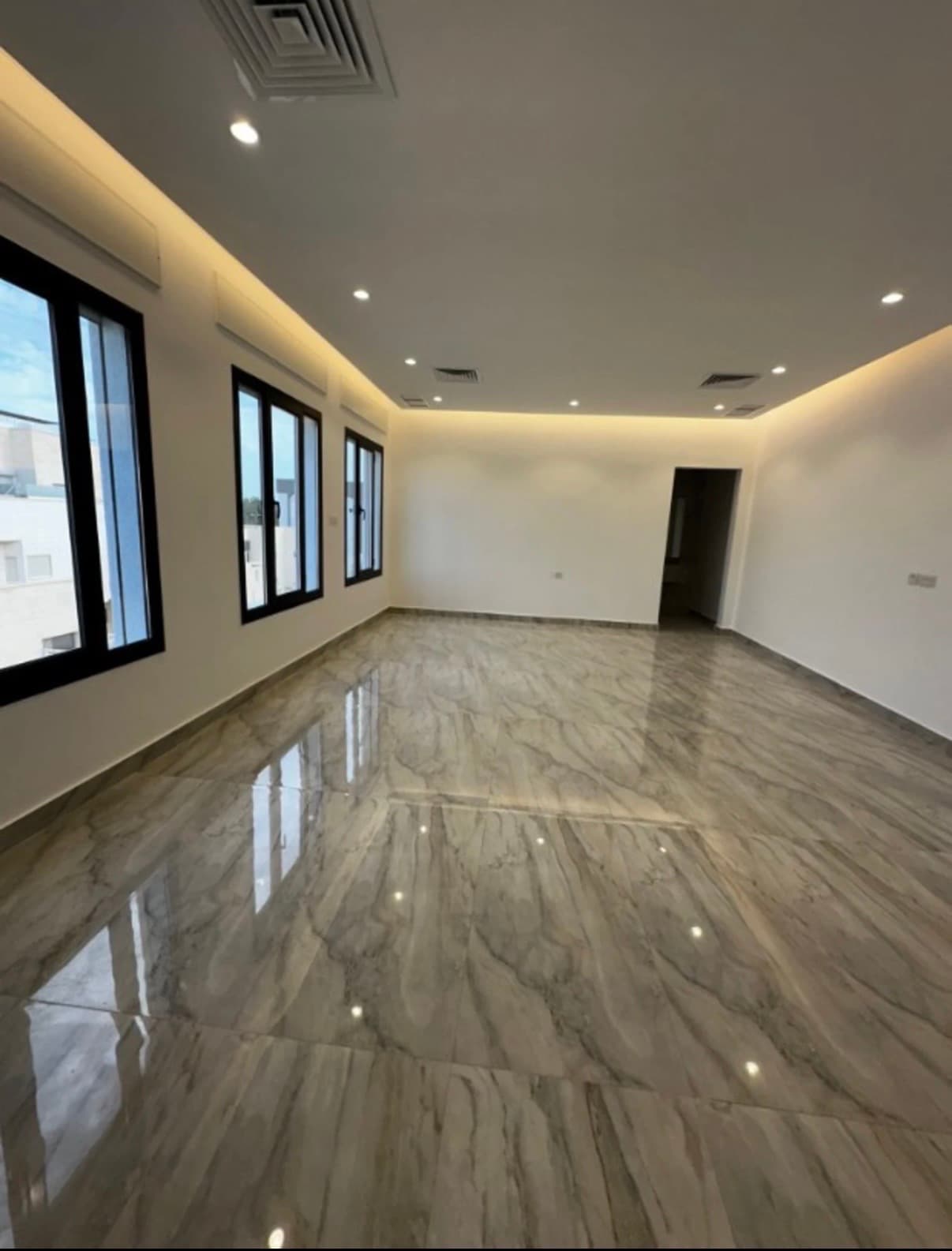 للايجار دور فخم فى بيان