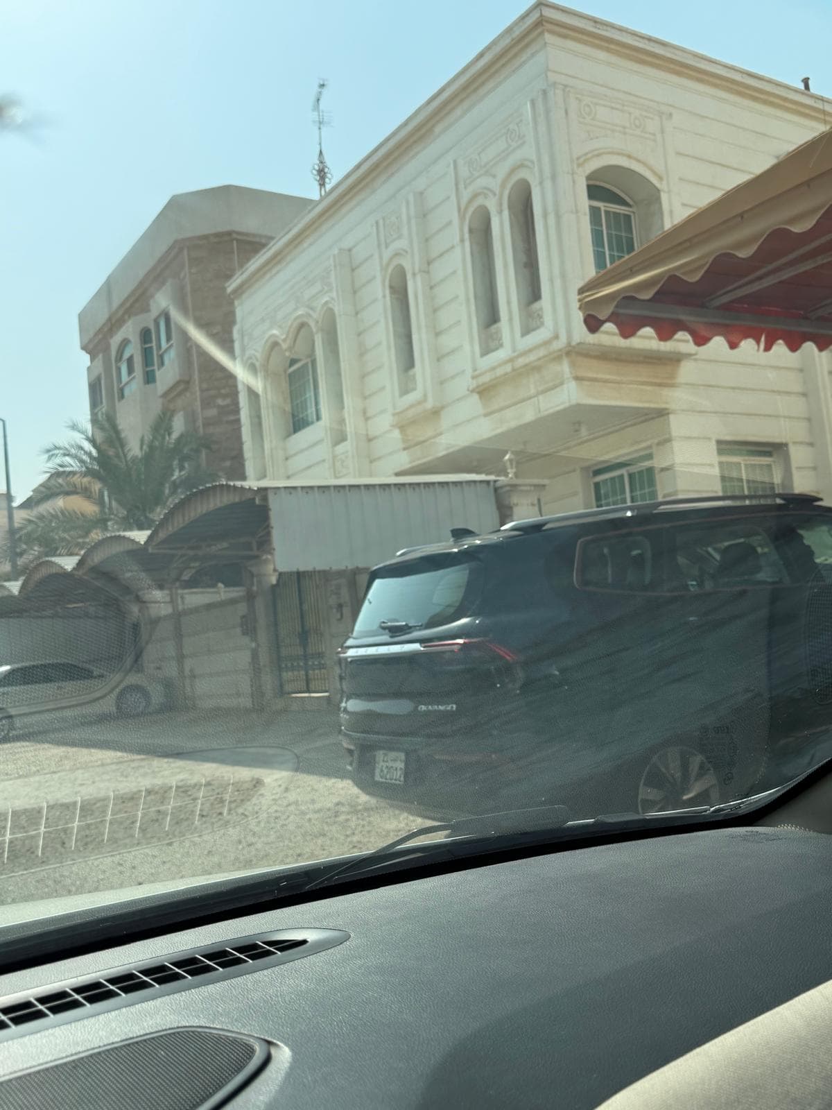 للبيع بيت فى الجابريه قطعه 5