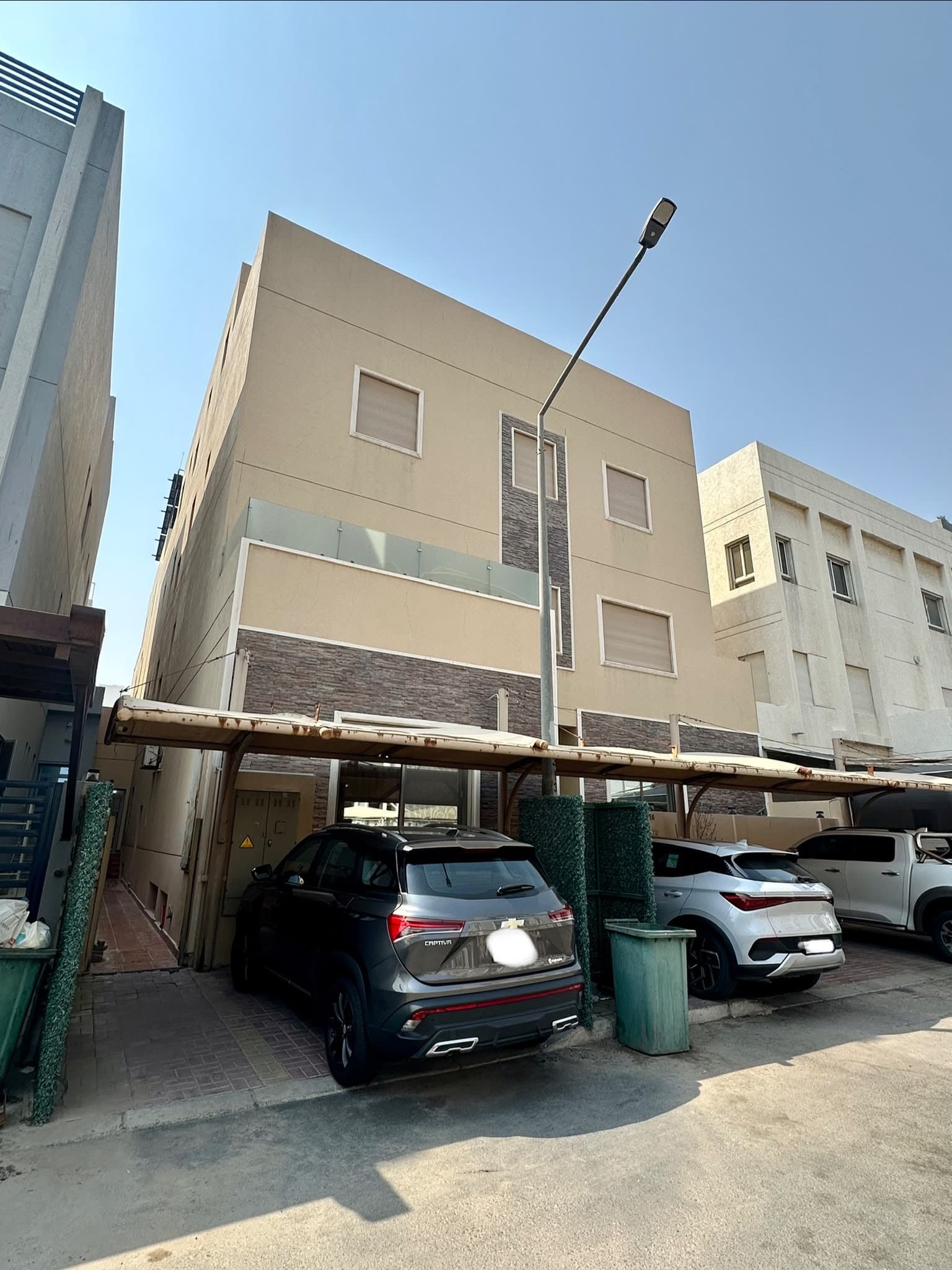 للبيع بيت مدخول في منطقة أبو فطيرة
