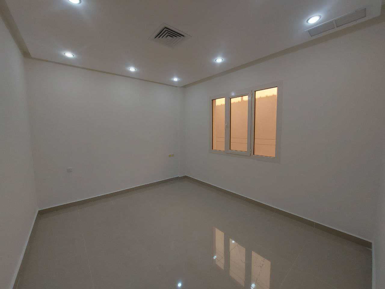 شقة للإيجار فى جابر الأحمد من 3 غرف