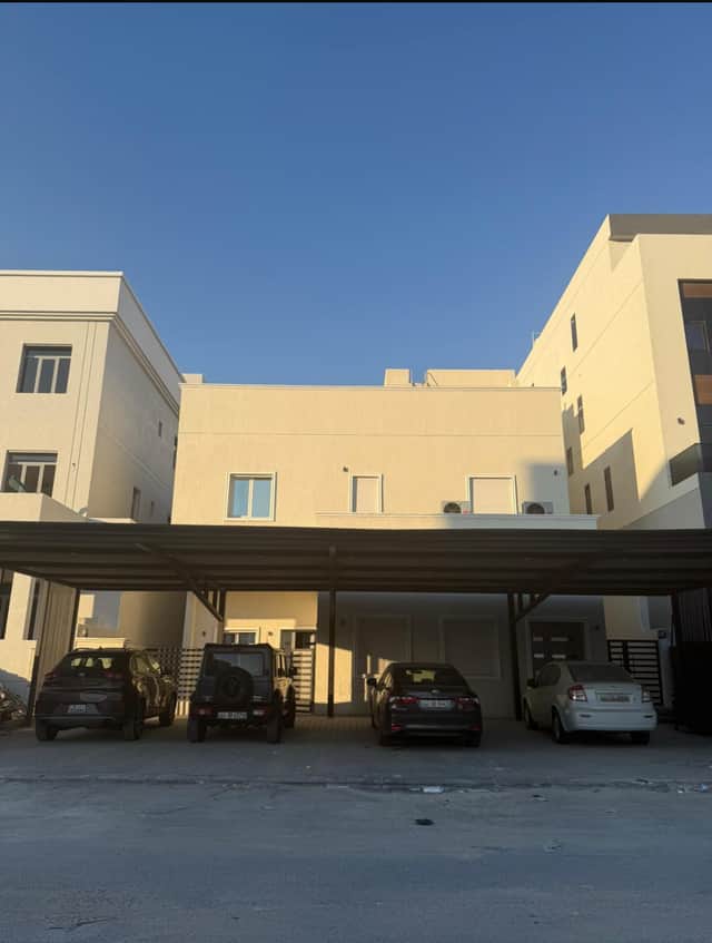 بيت دورين للبيع فى المطلاع رمز 46615 بيت دورين للبيع فى المطلاع