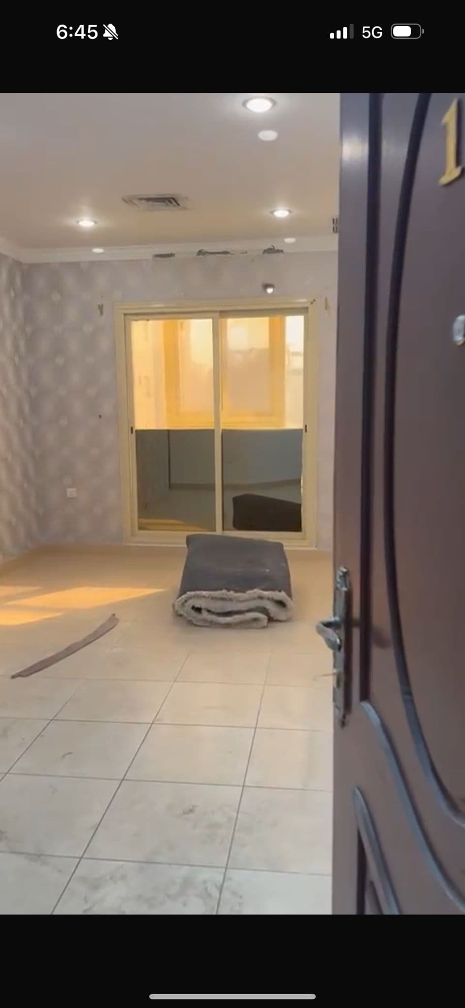 للبيع ثلاث شقق فى المهبوله للبيع ثلاث شقق فى المهبوله