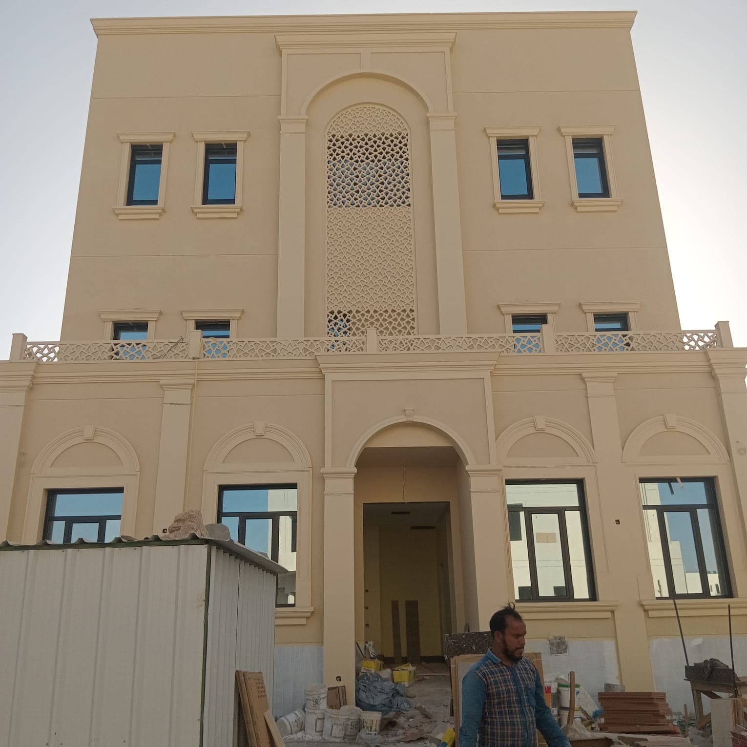 قسيمة للبيع بمنطقة المطلاع شارع واحد قسيمة للبيع بمنطقة المطلاع شارع واحد