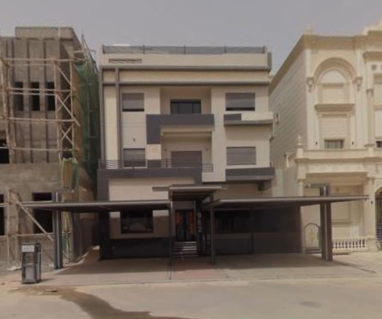 فيلا للبيع فى غرب عبدالله المبارك فيلا للبيع فى غرب عبدالله المبارك