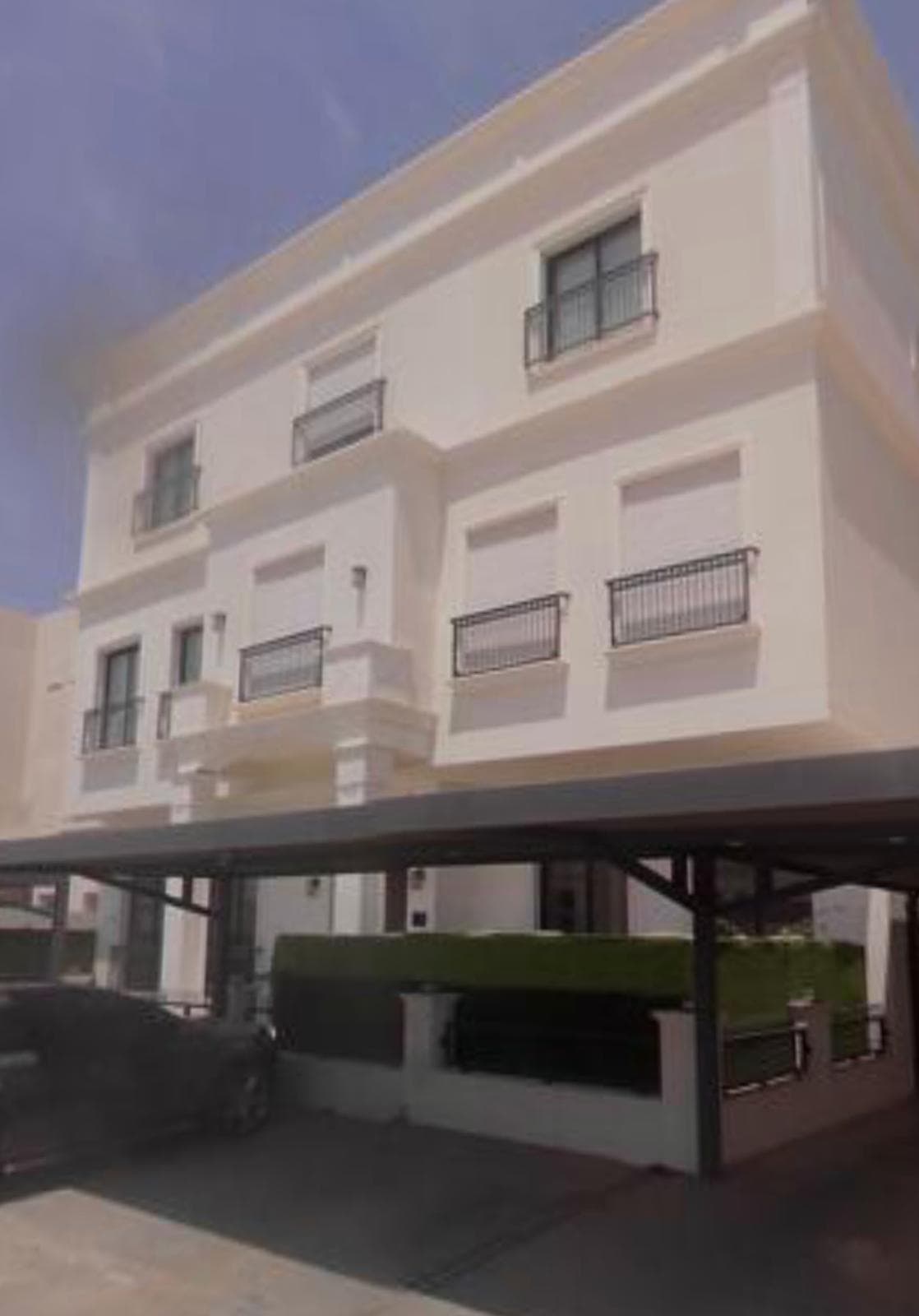 بيت للبيع فى الصديق دورين ونصف بيت للبيع فى الصديق دورين ونصف