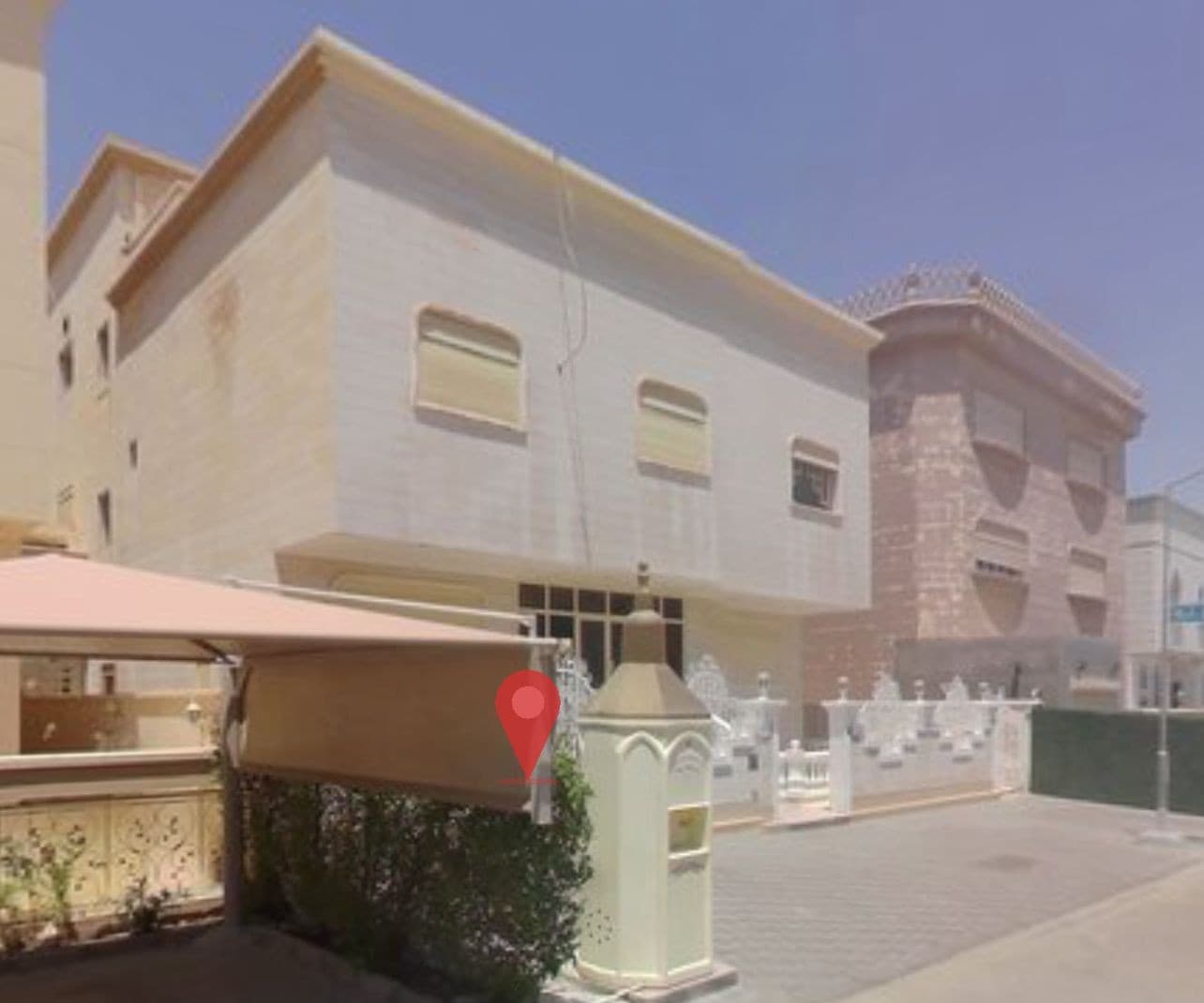 فيلا للبيع فى منطقة العدان فيلا للبيع فى منطقة العدان