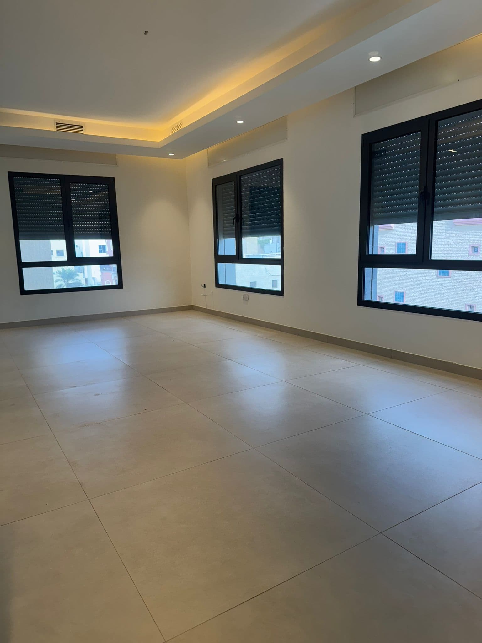 للايجار دور أرضي وشقة فى كيفان للايجار دور أرضي وشقة فى كيفان