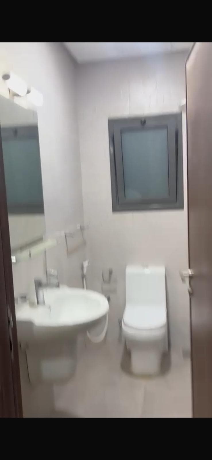 شقة للإيجار بالشعب البحرى قطعة 8 شقة للإيجار بالشعب البحرى قطعة 8