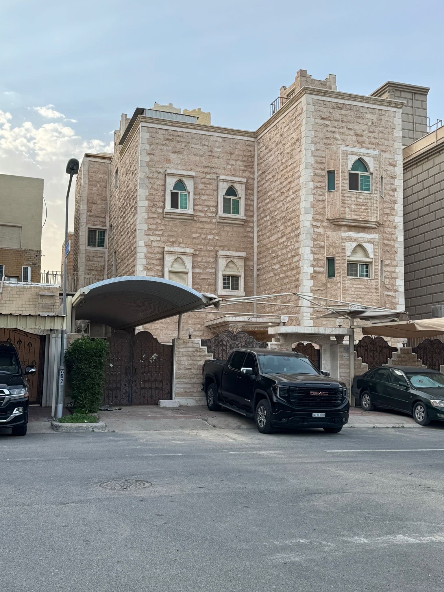 بيت للبيع فى منطقة القرين سكن المالك رمز 51874 بيت للبيع فى منطقة القرين سكن المالك